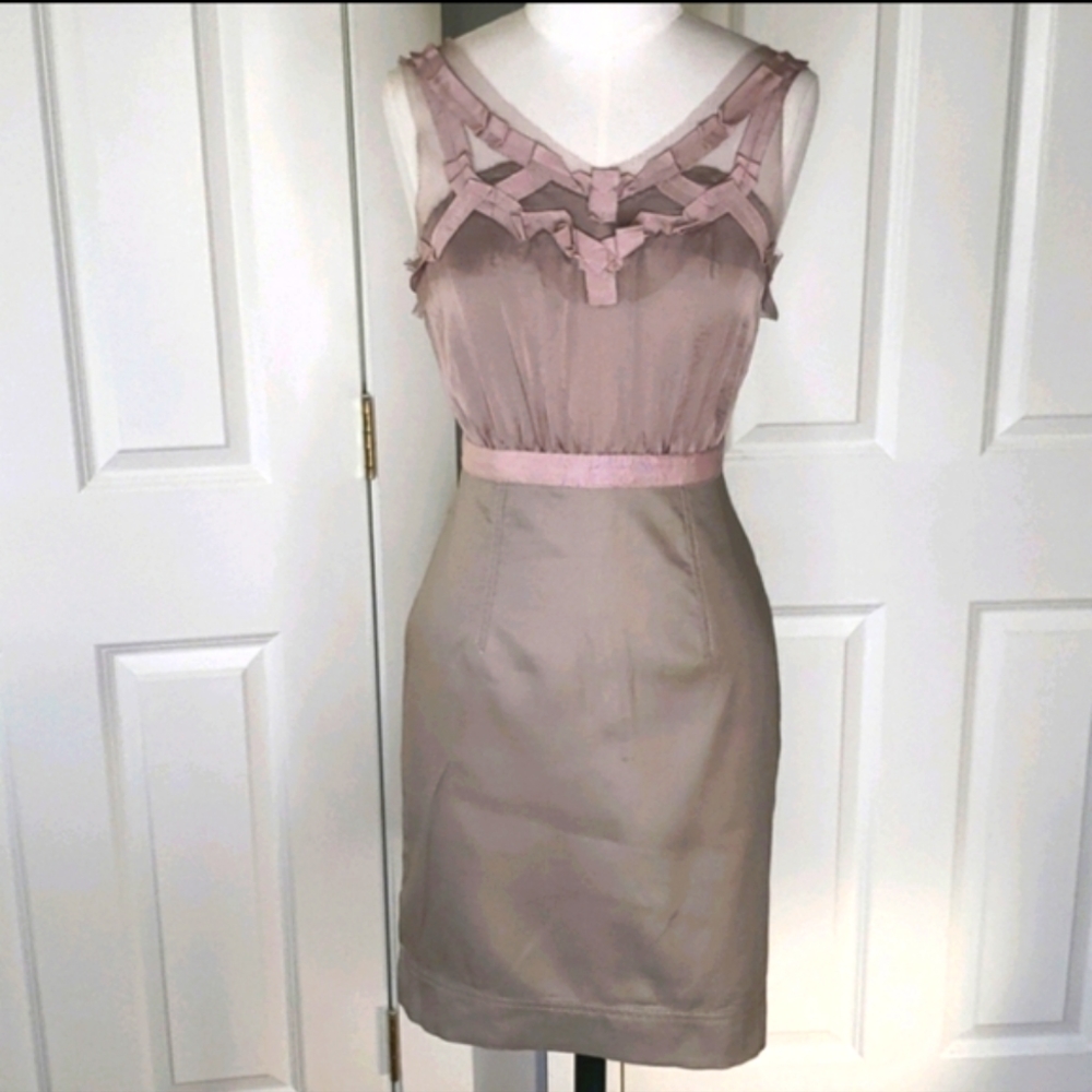 Ann Taylor Loft Stunning Dress, Perfect Wedding Guest Dress!